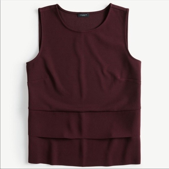 Ann Taylor Tiered Knit Shell Burgundy Size M / L - Picture 1 of 3